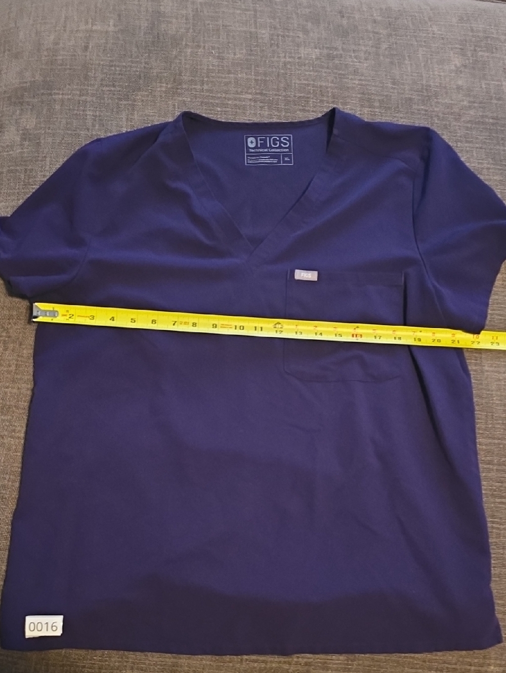 FIGS Catarina One-Pocket Top Purple Jam XL EUC - Picture 2 of 2